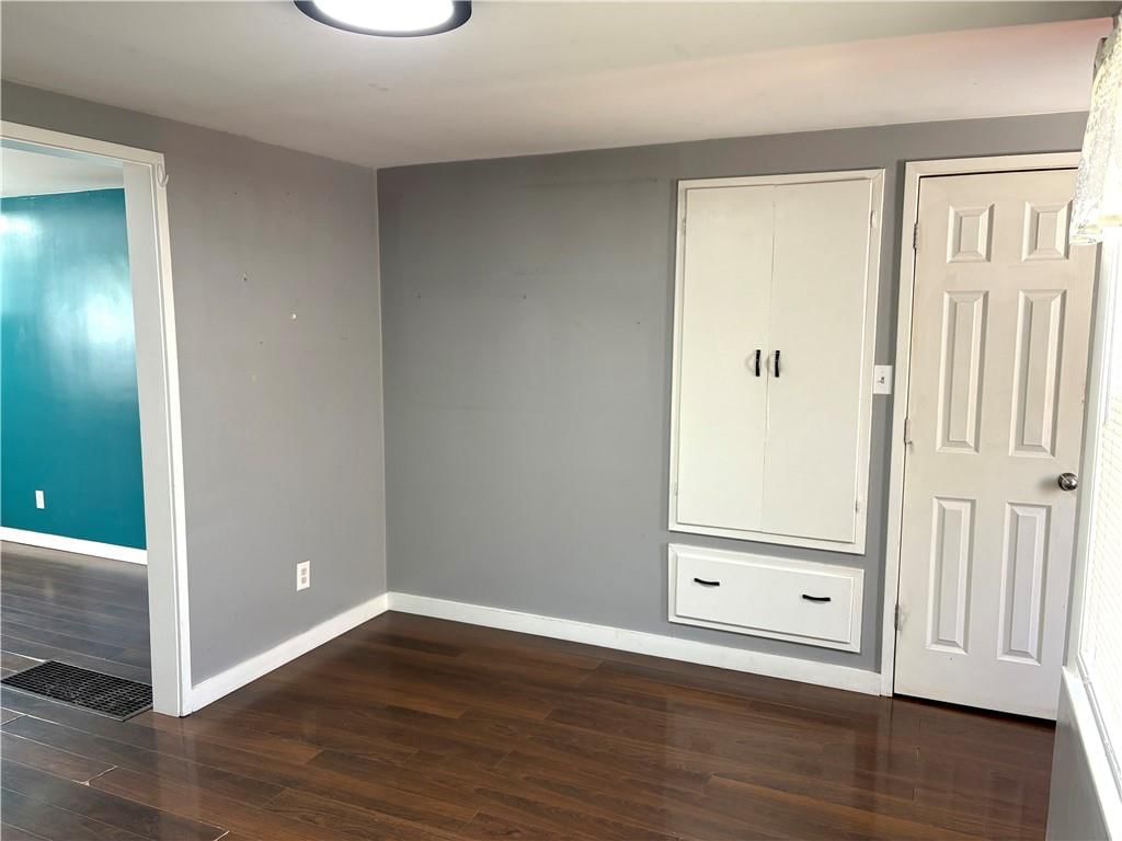 480 Fieldcrest Drive — photo 5