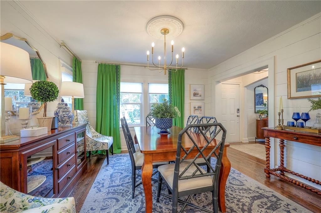 Photo 13 of 40 - 409 W 70th Street