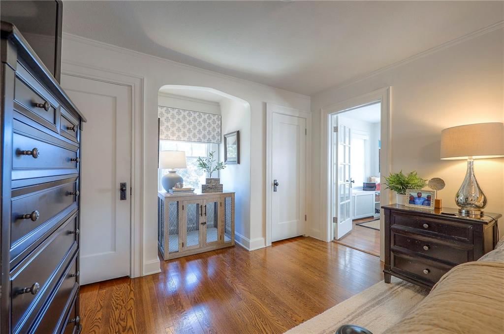 Photo 23 of 40 - 409 W 70th Street