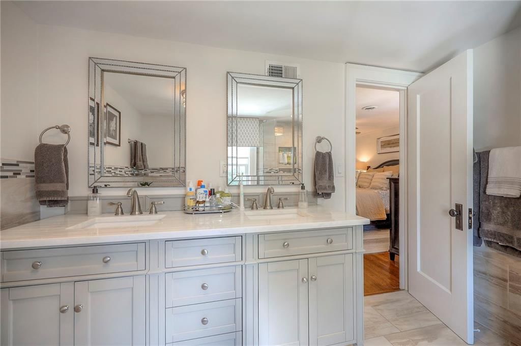 Photo 28 of 40 - 409 W 70th Street