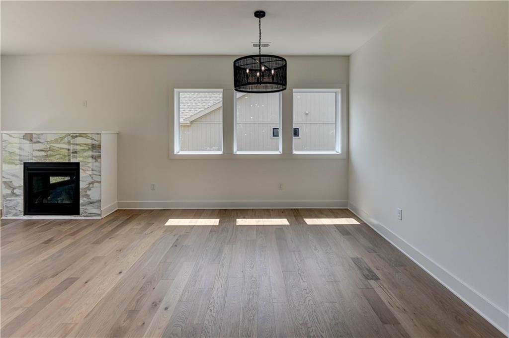 12705 Woodland Avenue — photo 13