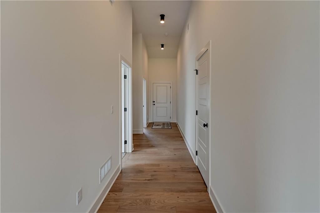 12705 Woodland Avenue — photo 27