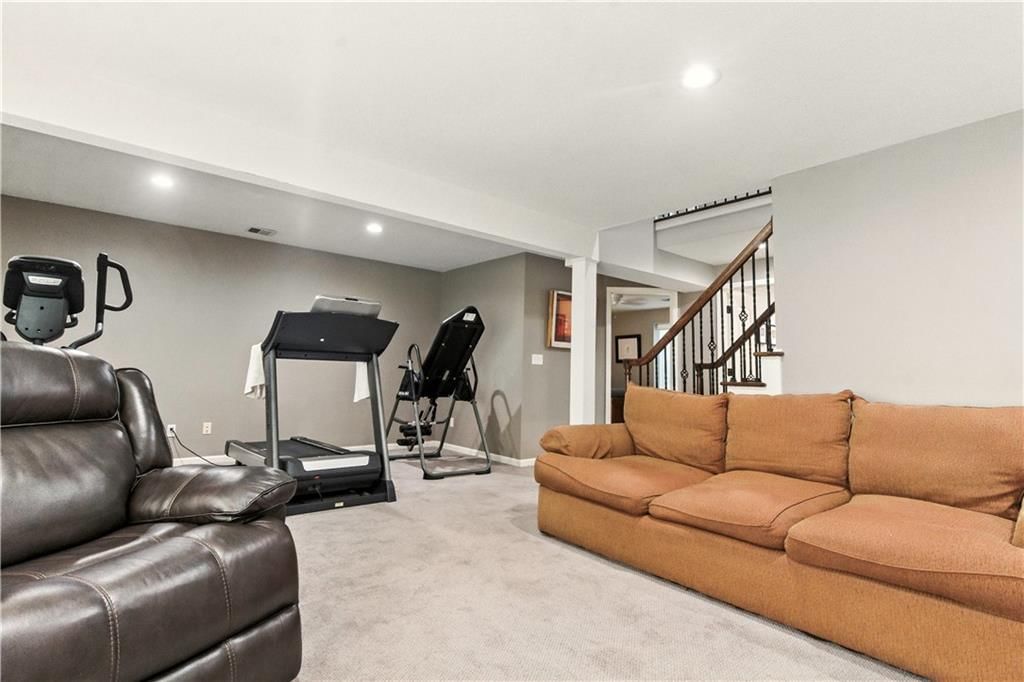 12034 Juniper Street — photo 32