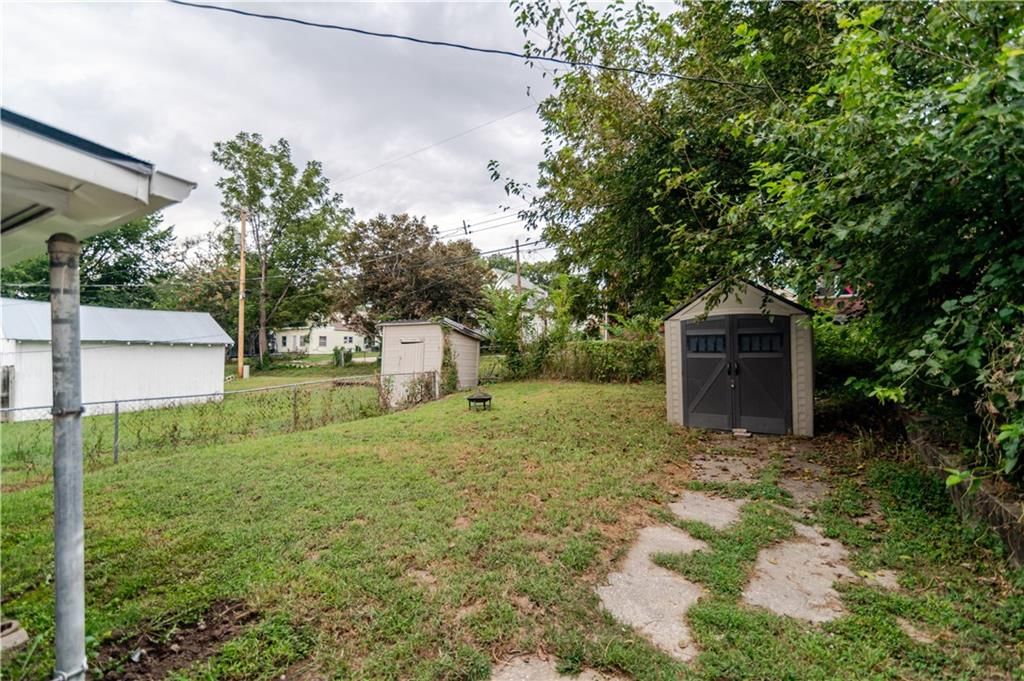 3015 Edmond Street — photo 26