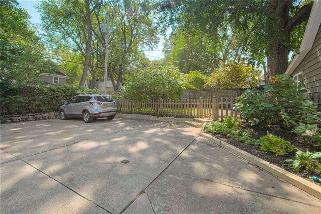 4125 Wyoming Street — photo 32
