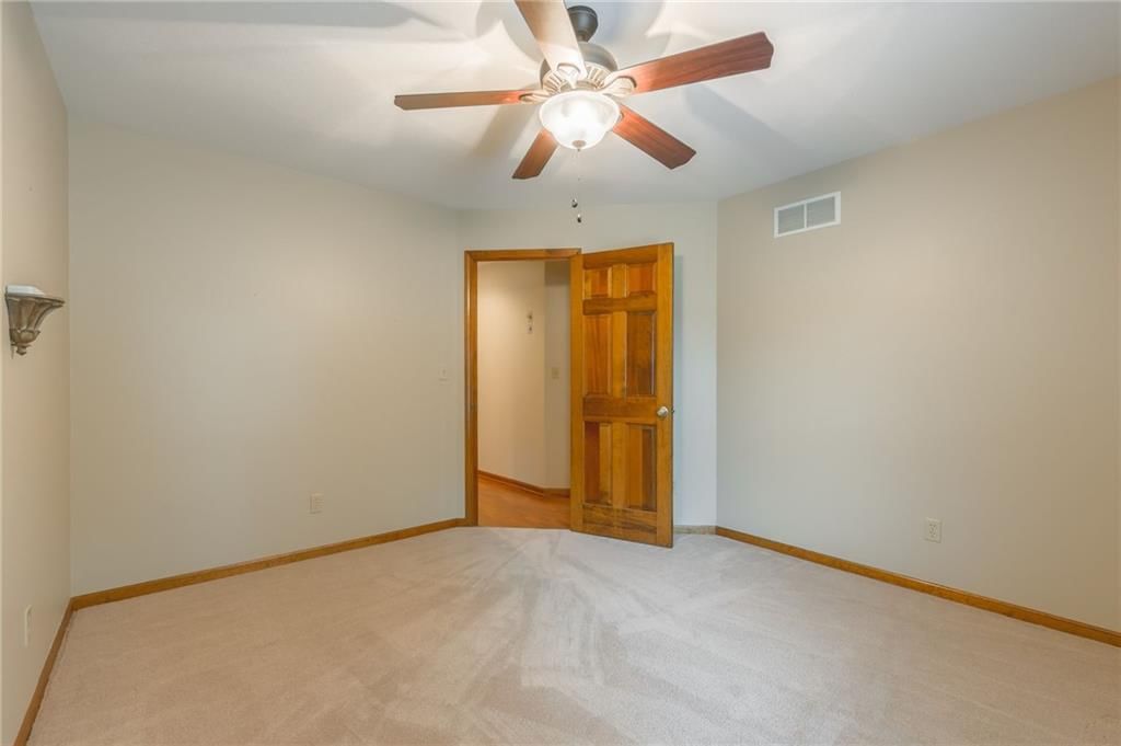 1300 BELL Circle — photo 27