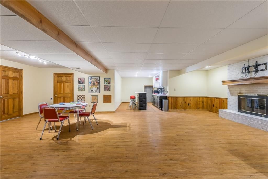 1300 BELL Circle — photo 31