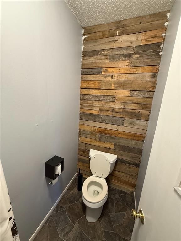 727 E Ohio Street — photo 4