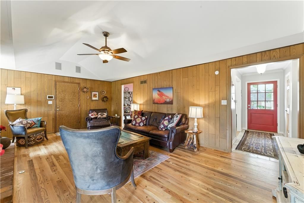 6219 W 65th Street — photo 13