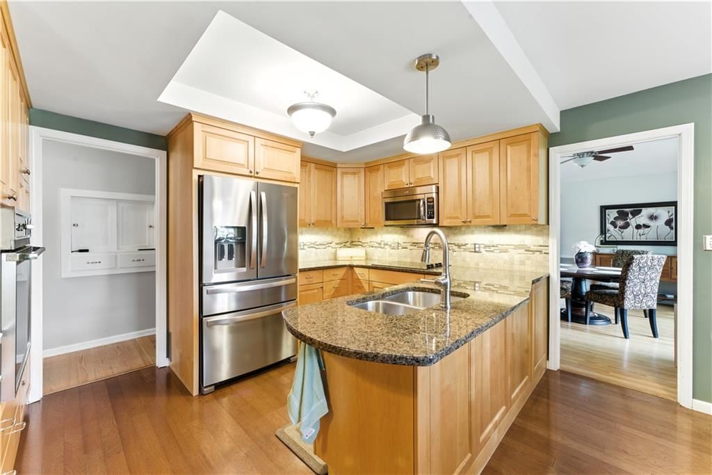 6219 W 65th Street — photo 16