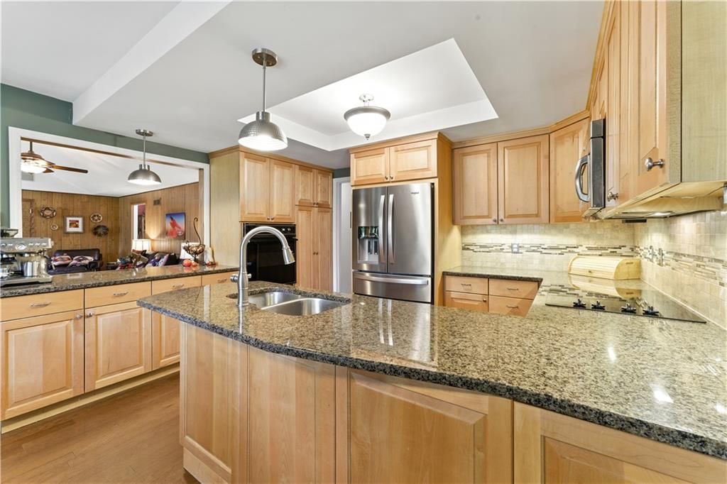 6219 W 65th Street — photo 17