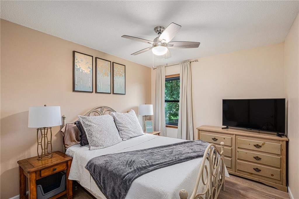 16113 Harold Drive — photo 23