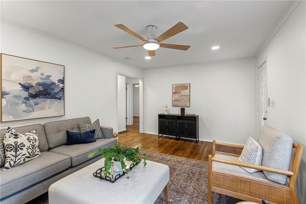 5431 Woodson Street — photo 5