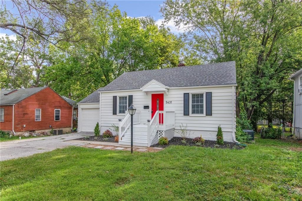 5431 Woodson Street — photo 32