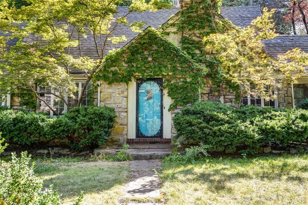 8025 High Drive — photo 4