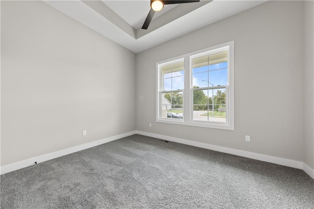 1132 SW Whitby Drive — photo 23