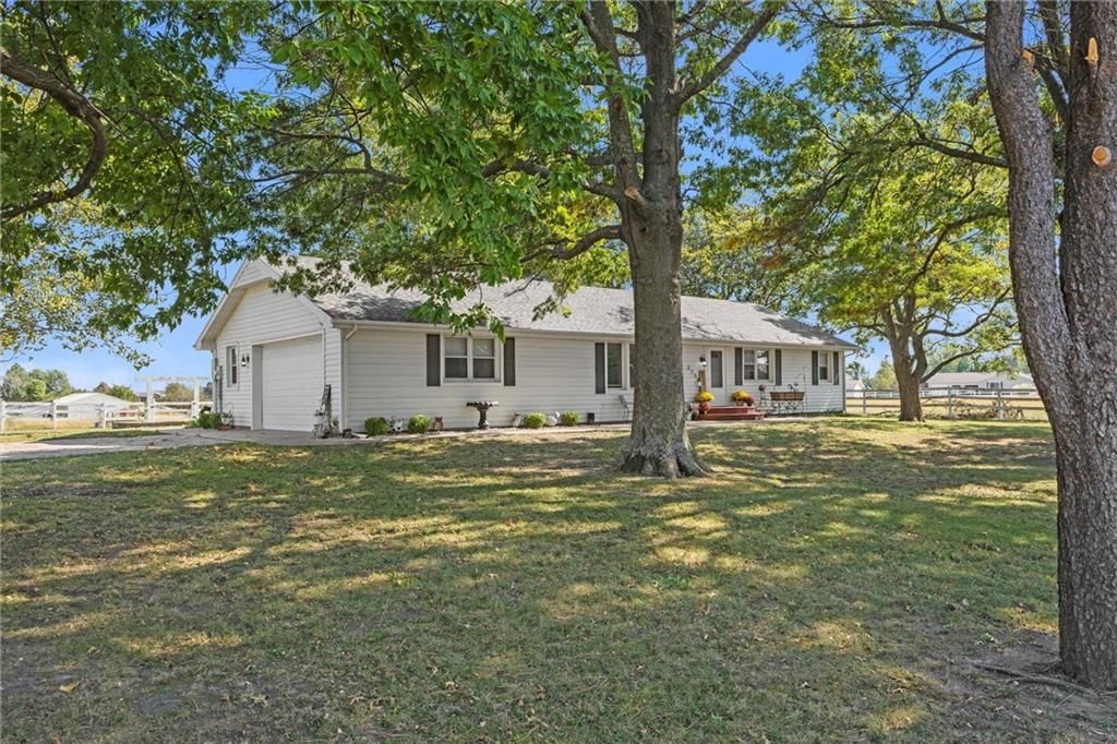 225 Megan Lane — photo 31