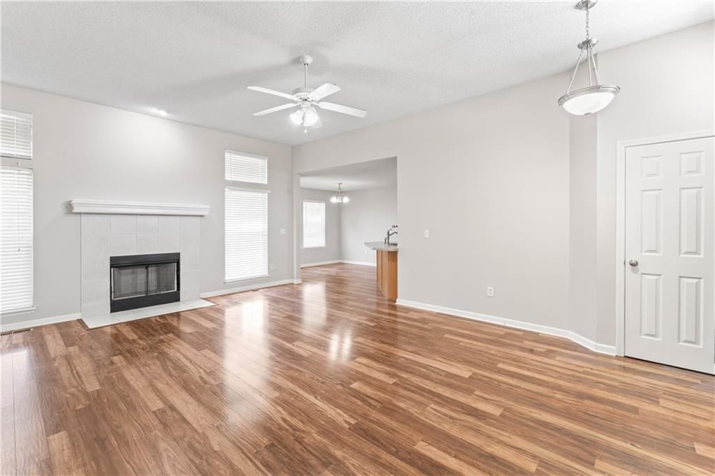 712 Sunset Drive — photo 5
