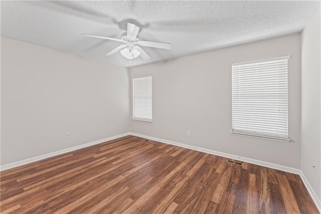 712 Sunset Drive — photo 17