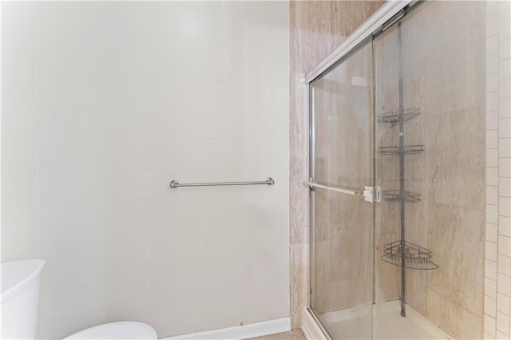 712 Sunset Drive — photo 22