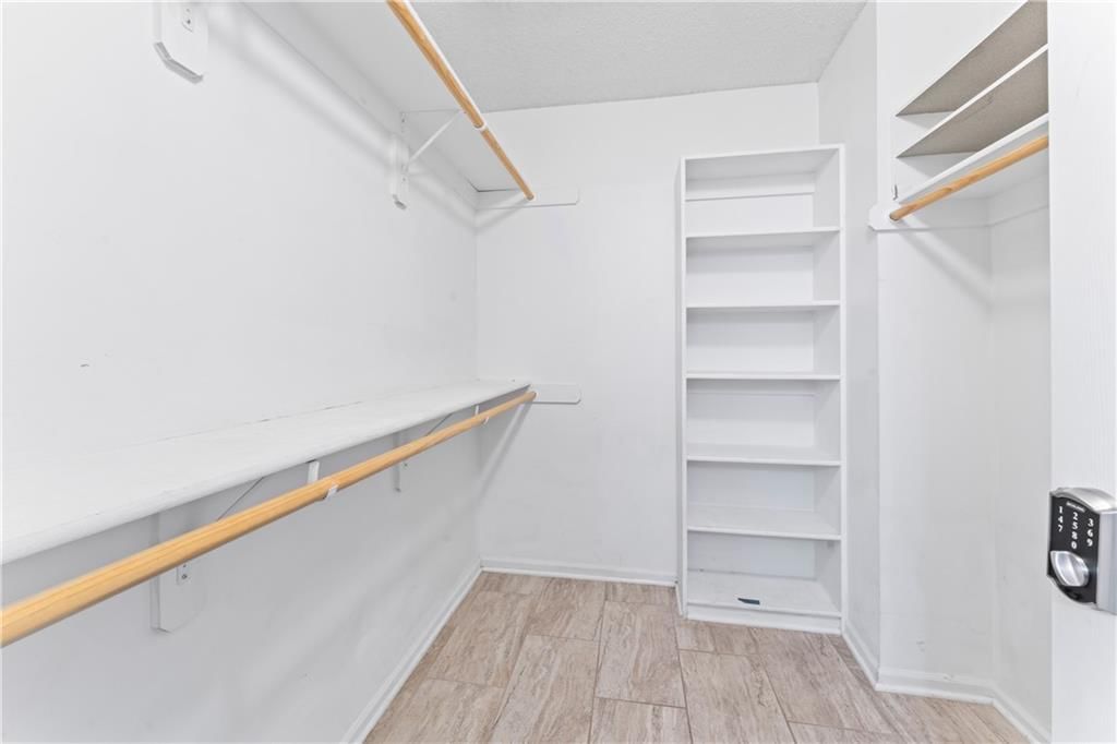 712 Sunset Drive — photo 23