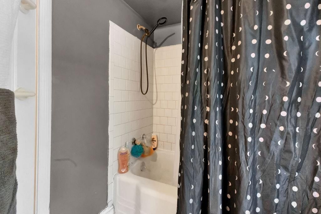1805 6th Avenue — photo 46