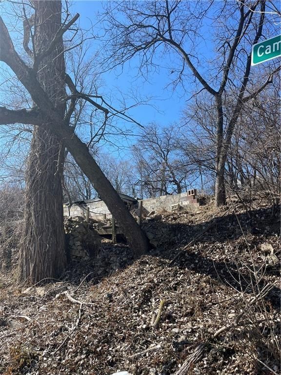 902 Cambridge Avenue — photo 2