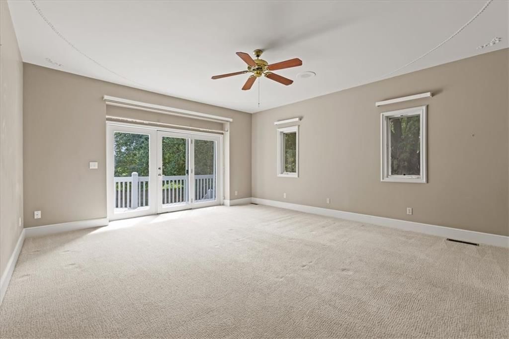 121 W WOODLANDS Drive — photo 16
