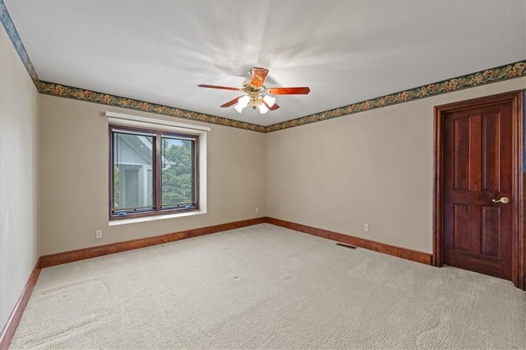 121 W WOODLANDS Drive — photo 26