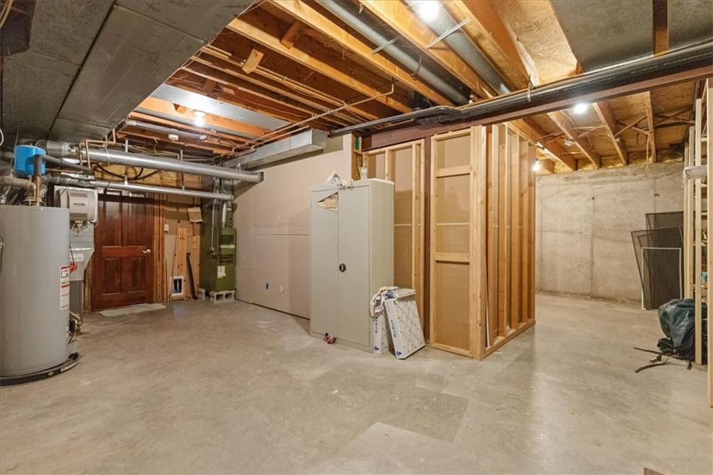121 W WOODLANDS Drive — photo 36