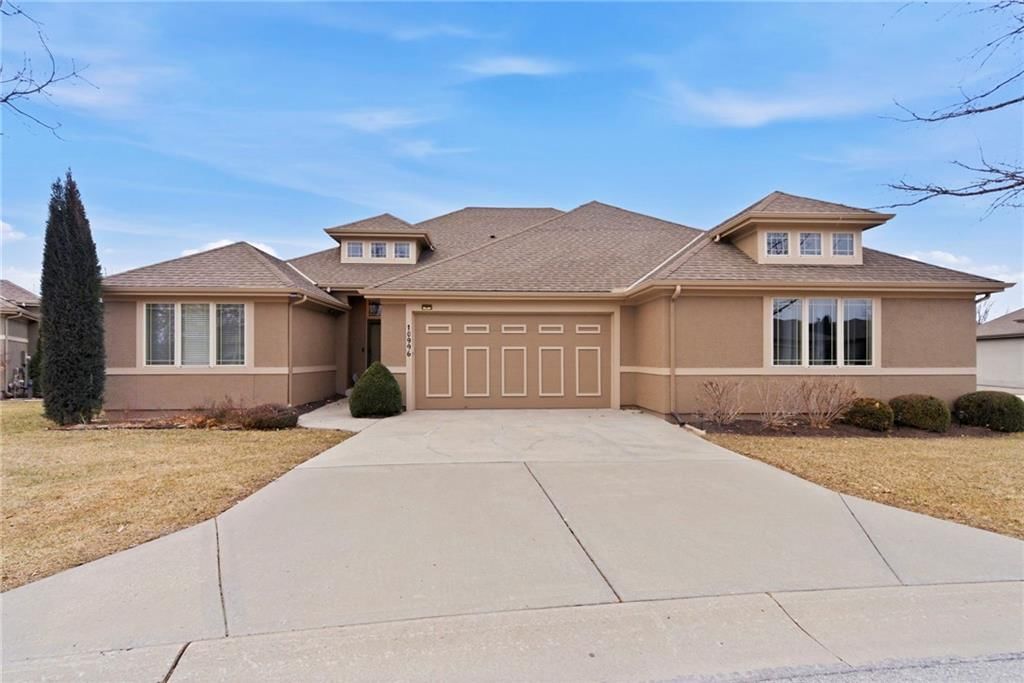 10996 S Parish Street, Olathe, KS