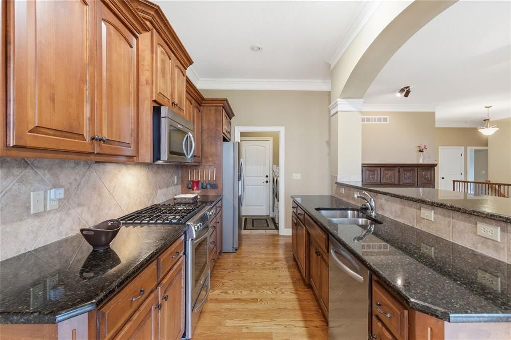 10996 S Parish Street — photo 7