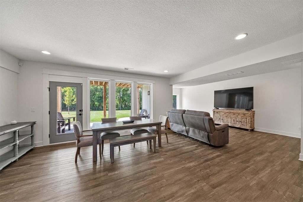 2822 Hearthstone Place — photo 30