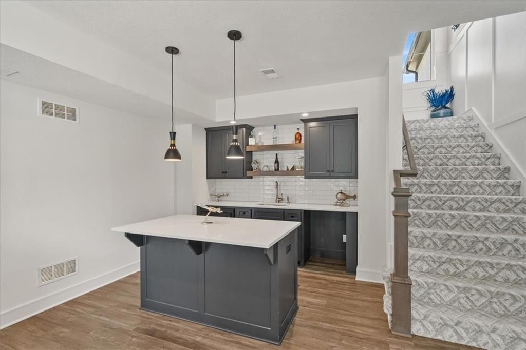 2822 Hearthstone Place — photo 32
