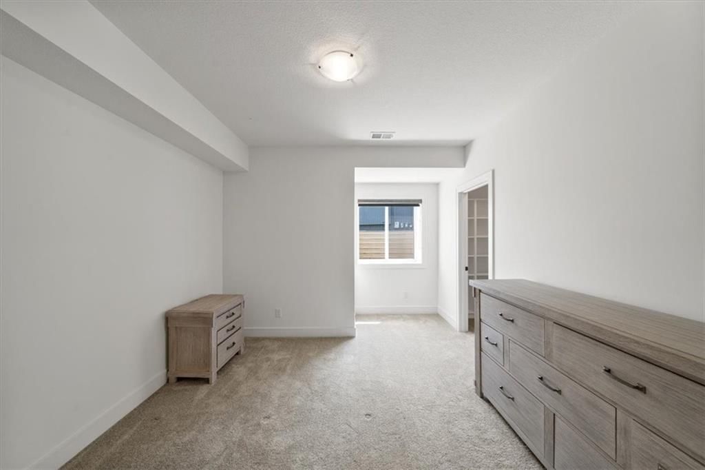 2822 Hearthstone Place — photo 36