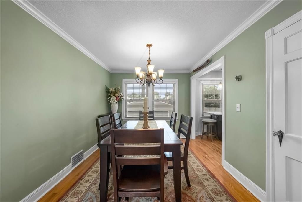 2803 W 51st Terrace — photo 9