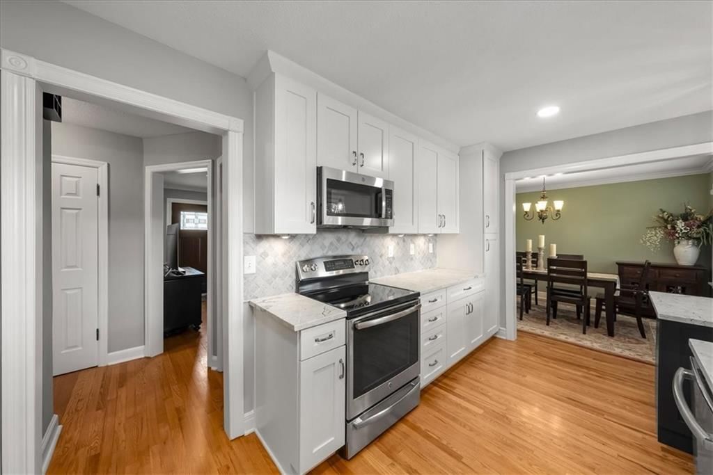 2803 W 51st Terrace — photo 13