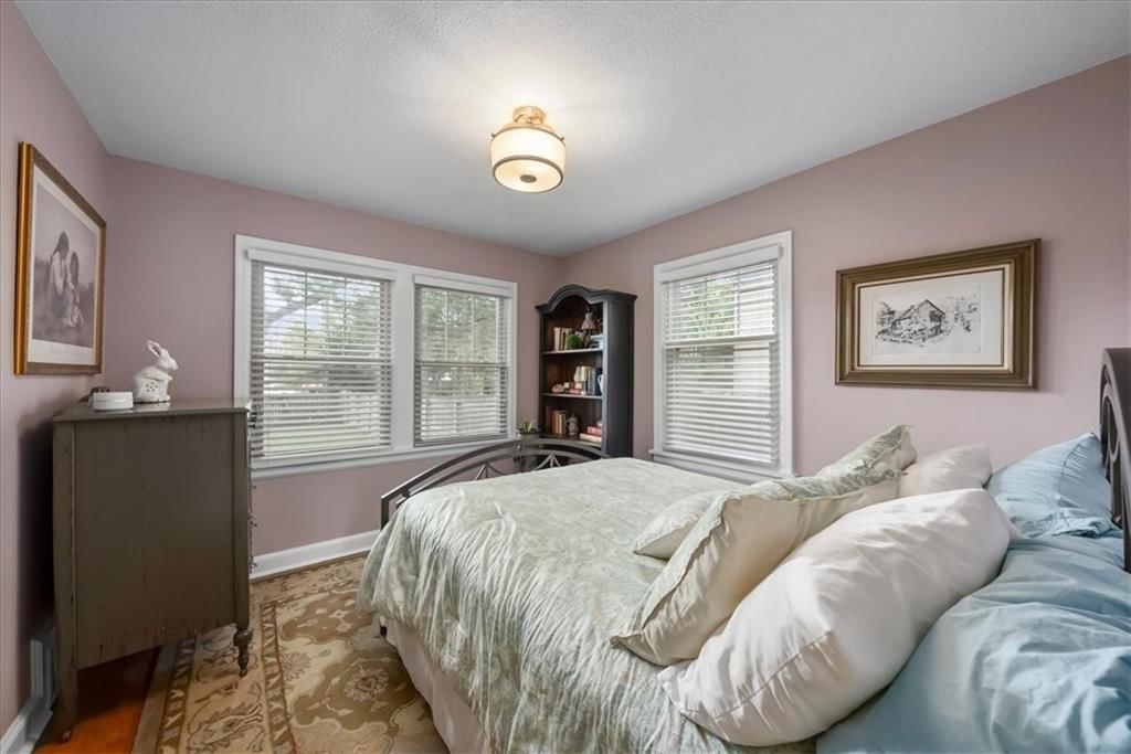 2803 W 51st Terrace — photo 14