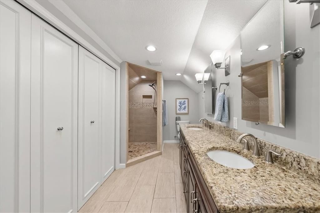 2803 W 51st Terrace — photo 22