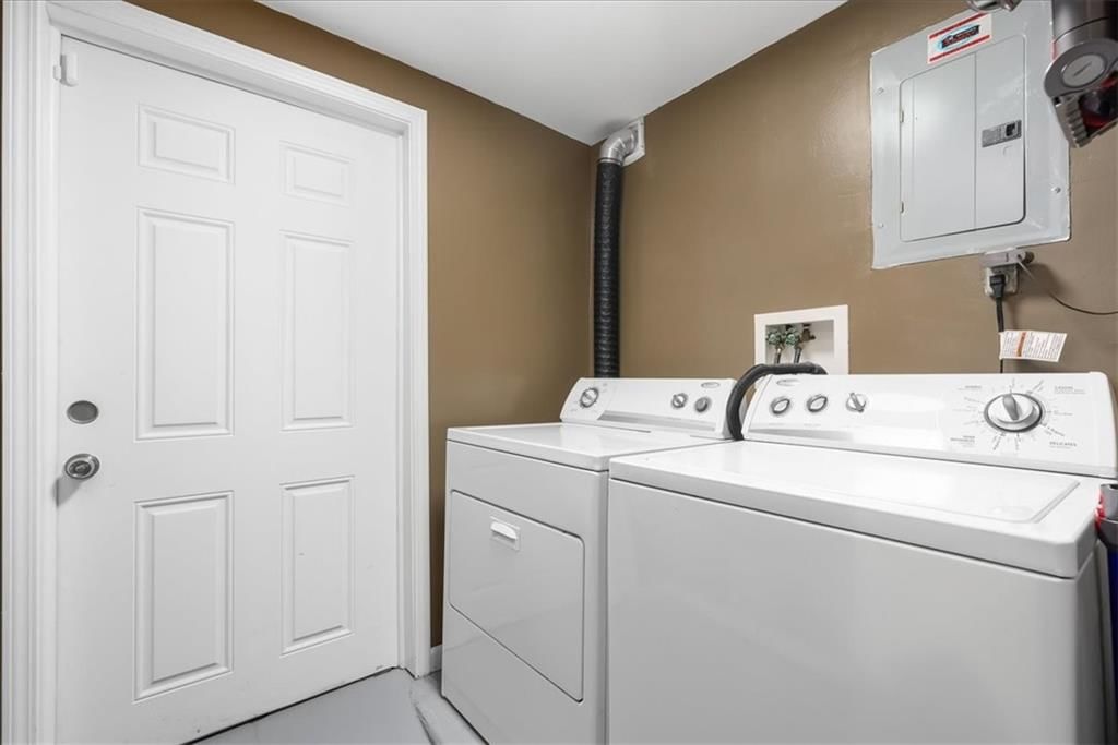 2803 W 51st Terrace — photo 28