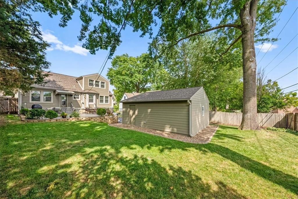 2803 W 51st Terrace — photo 33