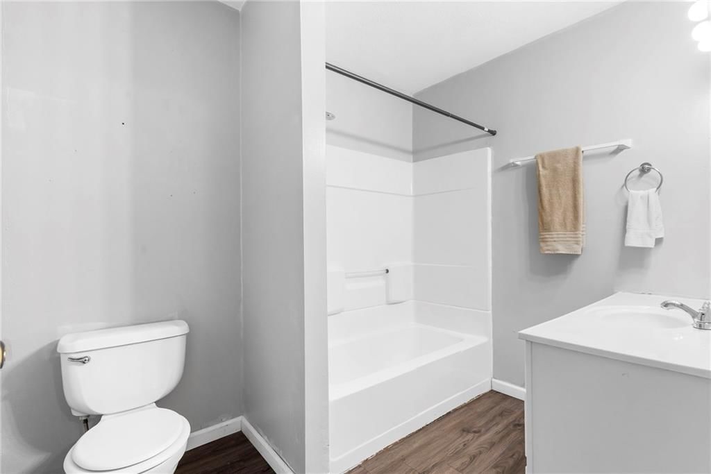 111 SW 12th Street — photo 29