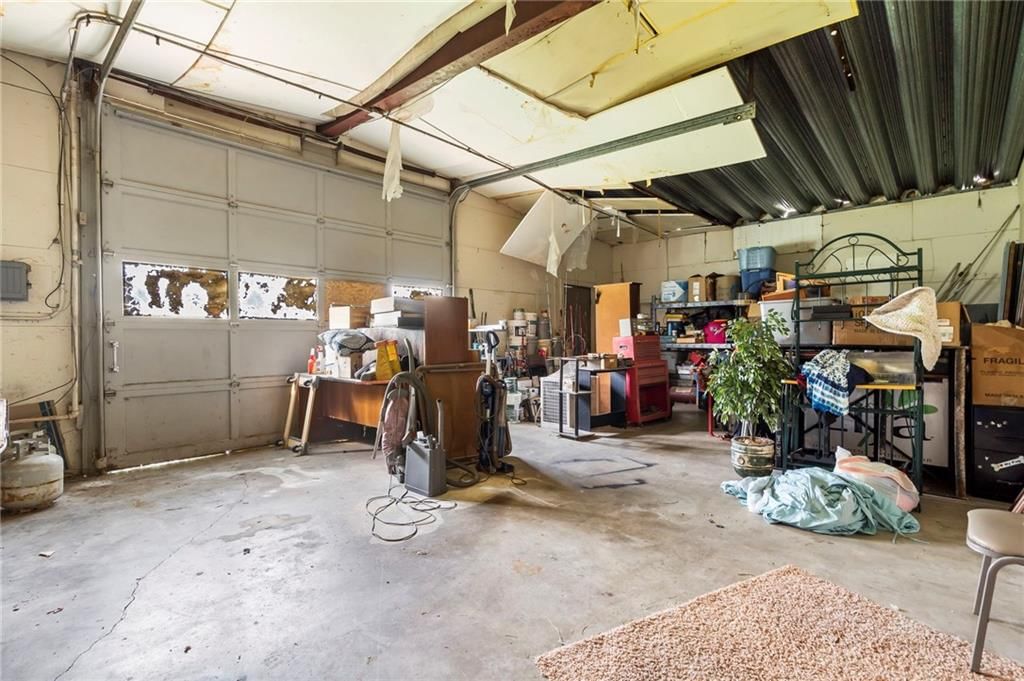 111 SW 12th Street — photo 33