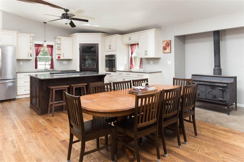 4822 Logan Avenue — photo 8