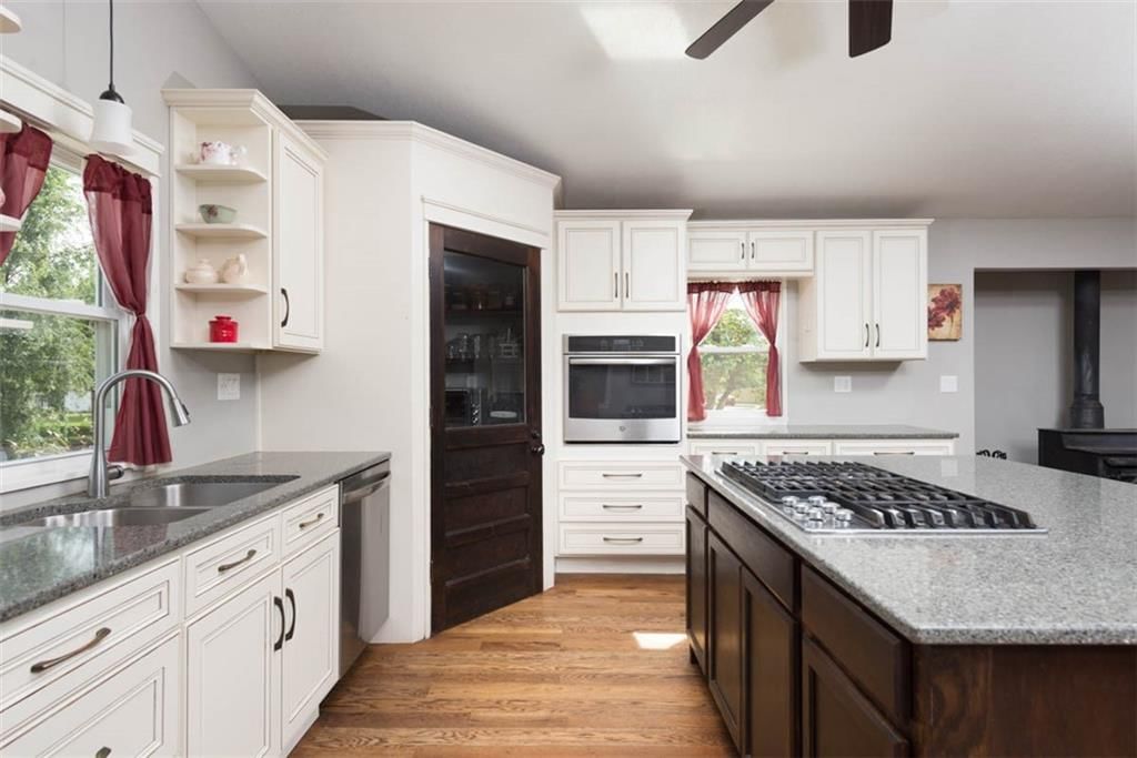 4822 Logan Avenue — photo 12