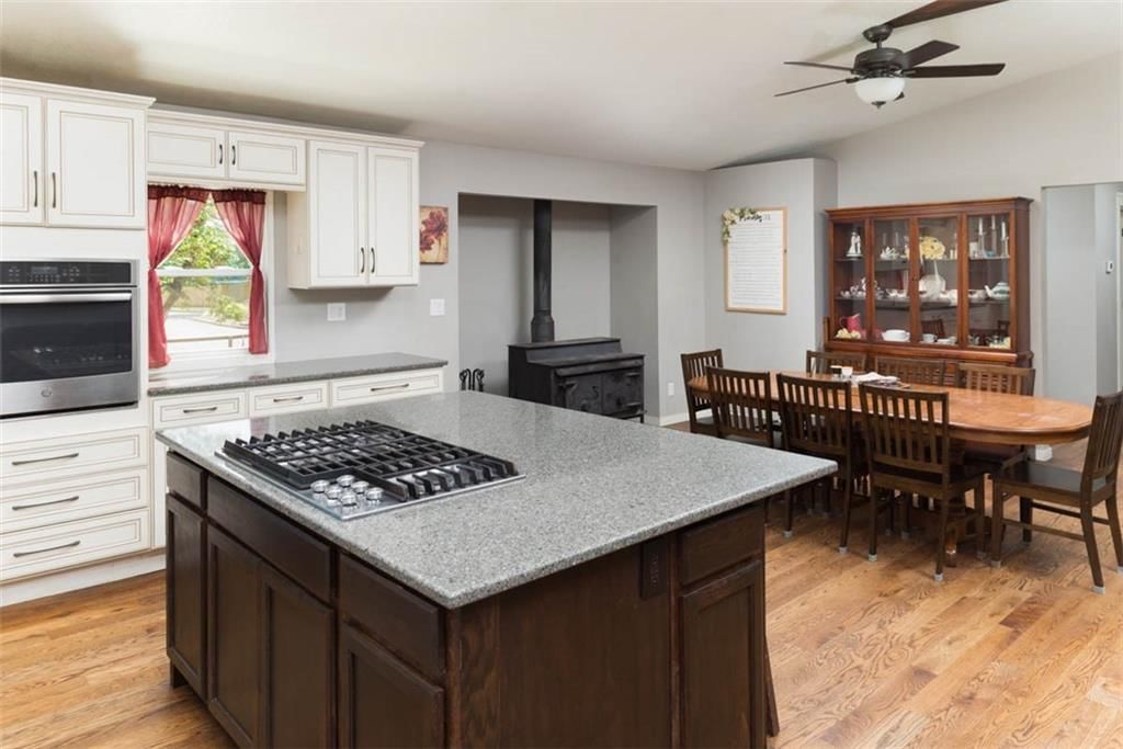 4822 Logan Avenue — photo 15