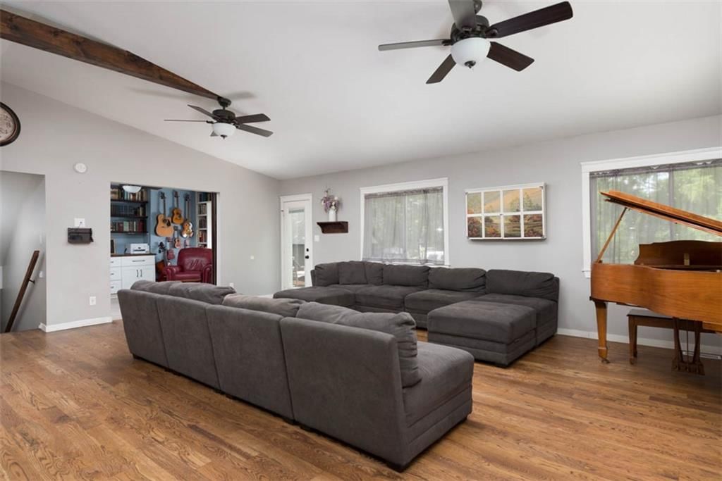 4822 Logan Avenue — photo 18