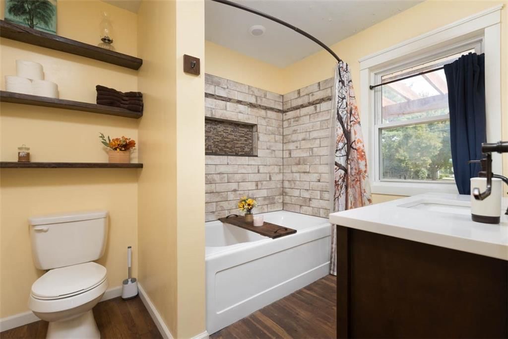 4822 Logan Avenue — photo 26