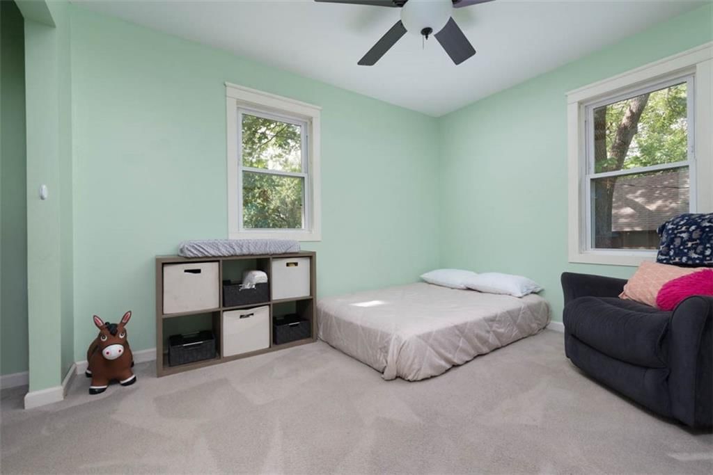 4822 Logan Avenue — photo 32