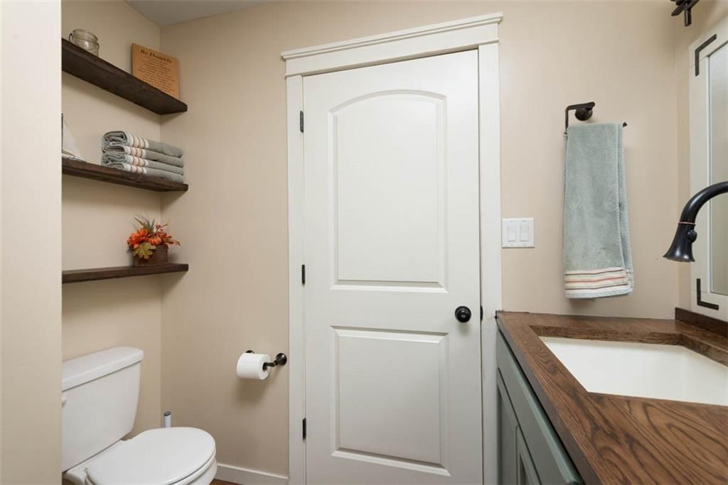 4822 Logan Avenue — photo 36